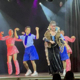 La Fiesta de Junior Peluche