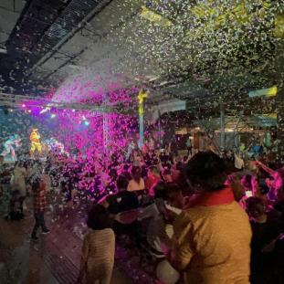 La Fiesta de Junior Peluche